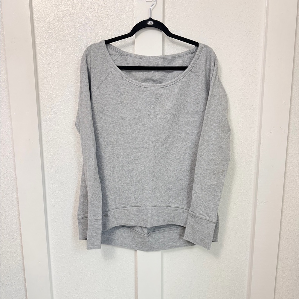 lululemon athletica Light Gray Long Sleeve Top